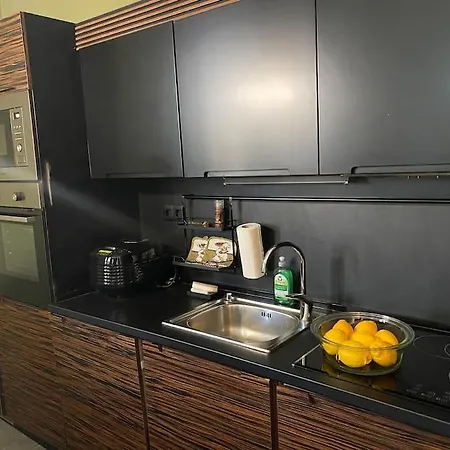 Cozy Mountain Near The Gondola Lift Апартаменты