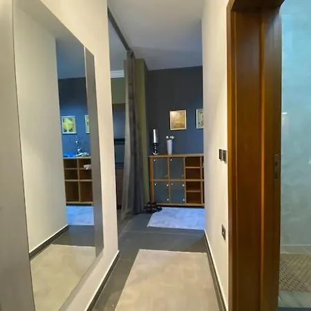 Cozy Mountain Near The Gondola Lift *