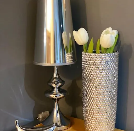 Cozy Mountain Near The Gondola Lift