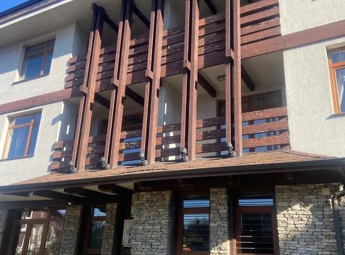 Cozy Mountain Near The Gondola Lift *